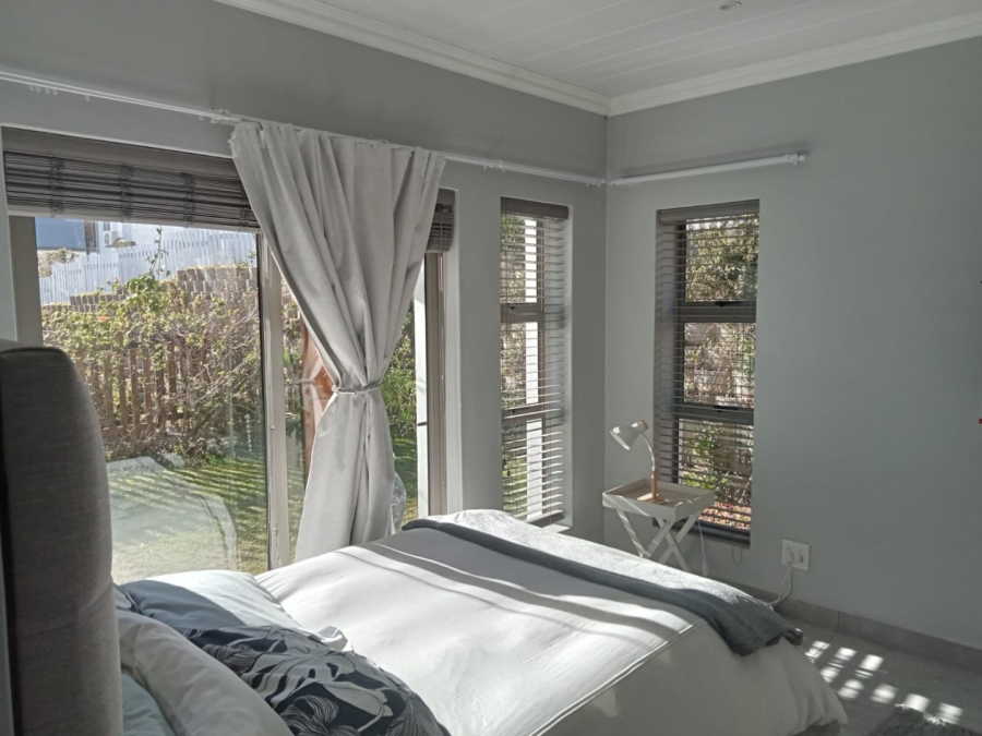 To Let 3 Bedroom Property for Rent in Mont Fleur Mountain Estate Western Cape